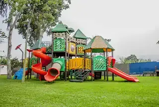 Kid's Play Area